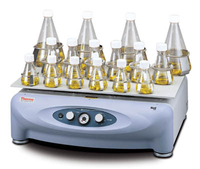 Thermo Scientific&trade;&nbsp;Universal Clamps for MaxQ 4000, 4450, 6000, and Solaris Shakers 2L Erlenmeyer flask clamp Thermo Scientific&trade;&nbsp;Universal Clamps for MaxQ 4000, 4450, 6000, and Solaris Shakers