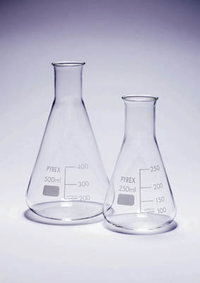 Pyrex&trade; Borosilicate Glass Narrow Neck Erlenmeyer Flask Capacity: 100mL 