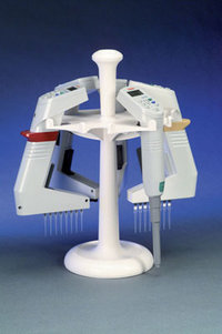 Thermo Scientific&trade;&nbsp;Matrix&trade; Zubehör für elektronische Pipetten Pipetter Stand, 6-position, Revolving Carousel 