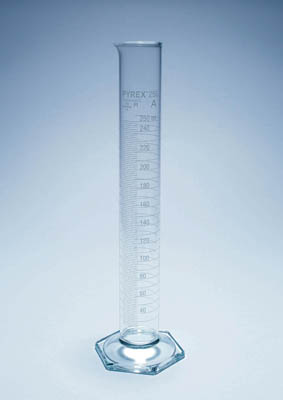 Pyrex™ Glass Graduated Cylinder, Class A Capacity: 100mL; 1mL Pyrex™ Glass Graduated Cylinder, A | Fisher Scientific