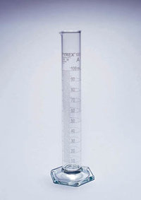 Pyrex&trade; Graduierter Glaszylinder, Klasse A, zertifiziert Fassungsvermögen: 2000 ml; Graduierungen: 20 ml 