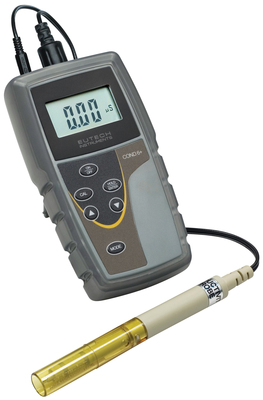 Thermo Scientific&trade;&nbsp;Eutech COND 6+ Handheld Meter Kit with Electrode  Portable Conductivity Meters