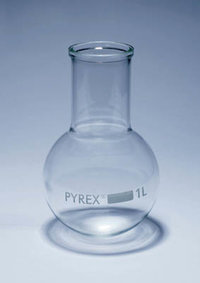 Matraz de ebullición de fondo redondo de cuello ancho Pyrex&trade; Capacidad: 2000 ml 