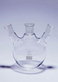 Quickfit&trade; Three-Neck Round-Bottom Glass Flask Capacity: 1000mL; Socket: 24/29 (Centre), 19/26 (side) 