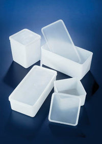 Boîte étanche Azlon&trade; Dimensions : 100 l x 100 W x 65 mmH ; capacité : 500 ml 