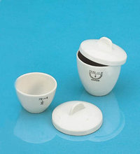 Haldenwanger&trade;&nbsp;Squat Form Porcelain Crucibles Without Lid Capacity: 85mL 